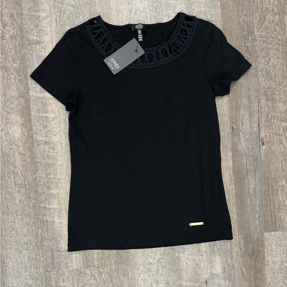 NWT Jones New York Black Tee Unique Collar Trim Sz S